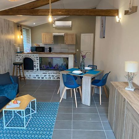 Les 4 Seasons, Agreable Gite Avec Terrasse Et Jardin La Croix Bigot Zewnętrze zdjęcie